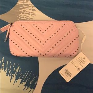 NWT URBAN EXPRESSIONS Kendra clutch